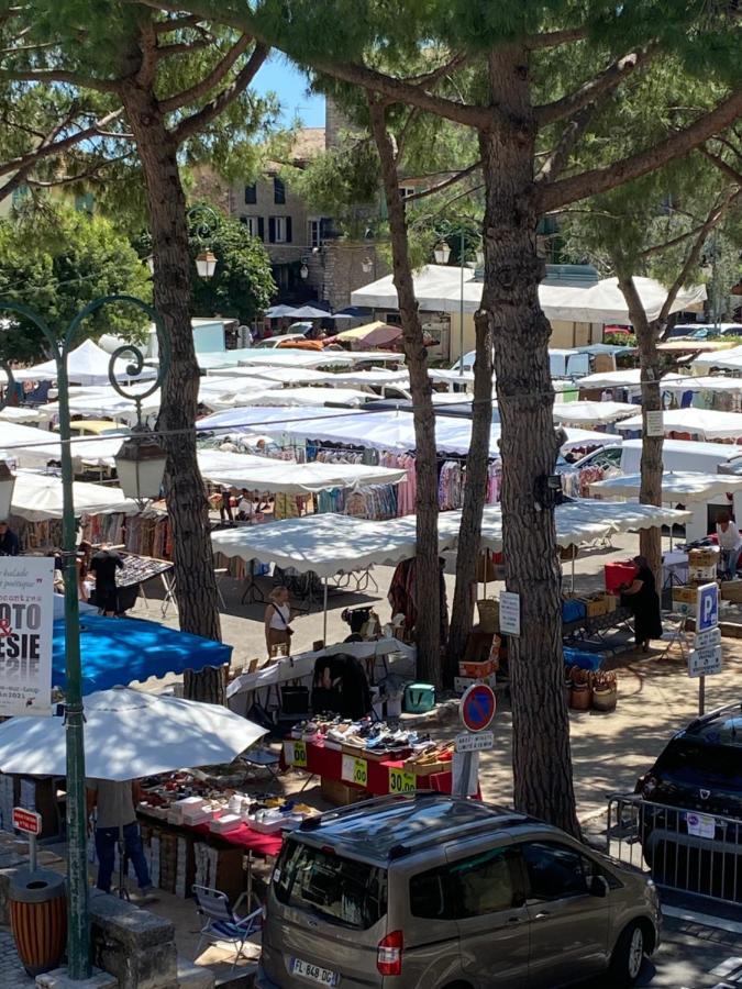 Charmant Appartement Au Coeur Du Village Tourrettes-sur-Loup Buitenkant foto