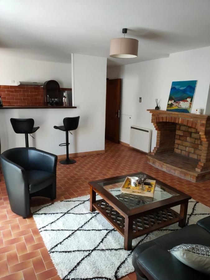 Charmant Appartement Au Coeur Du Village Tourrettes-sur-Loup Buitenkant foto